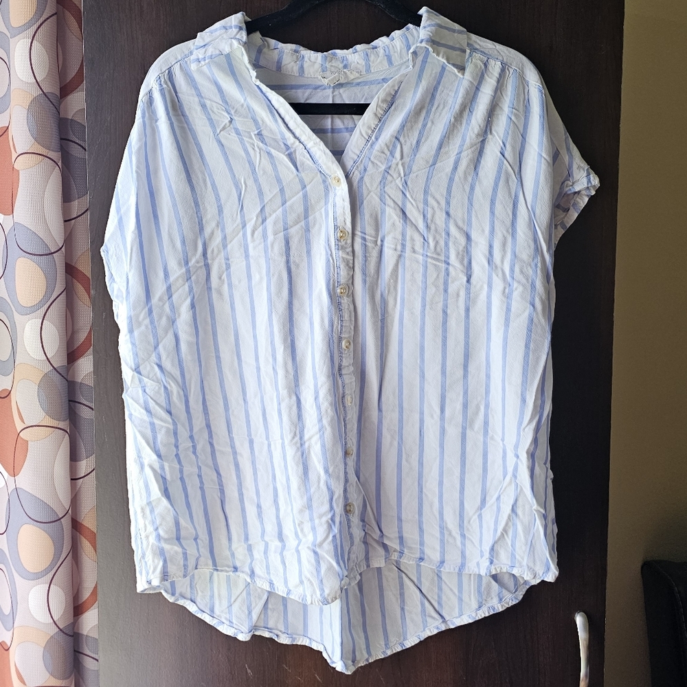 Blu Pepper Light Blue and White Striped Button Down Shirt